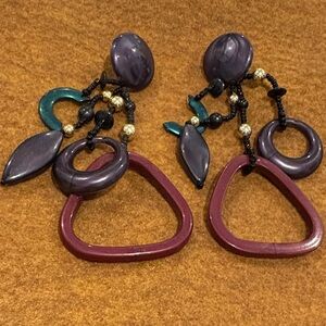 Vintage New Light weight Plastic Earrings purple lavender green gold black